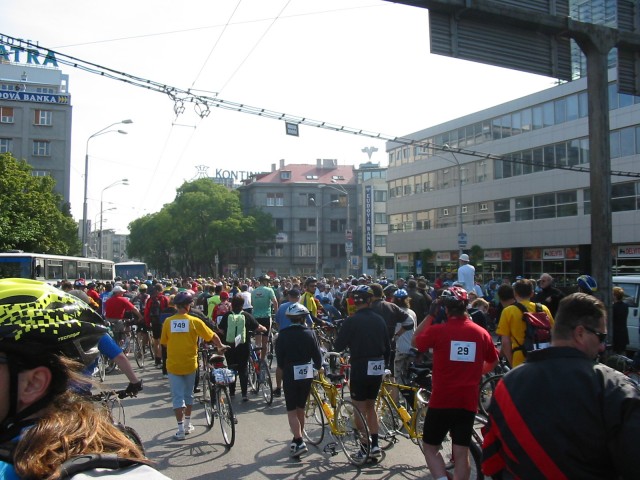 Cesta_ priat_25.jpg, 18.5.2003